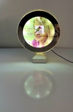 Oglindă Magică LED Personalizată - Cadoul WOW de 1-8 Martie